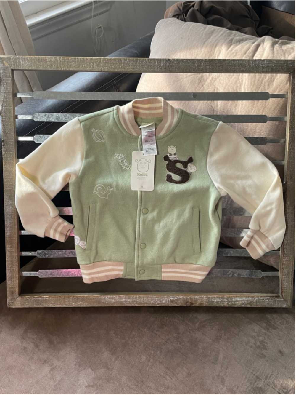 BoxLunch Disney Dreamworks Shrek Icons Toddler Varsity Jacket Green Cream 4T NWT